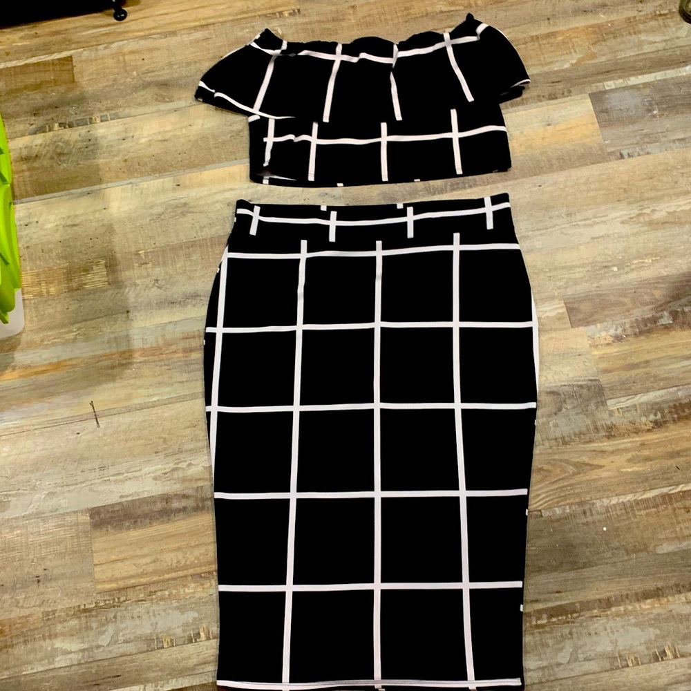 Sexy Diva Two Piece Off Shoulder Top and Pencil Skirt